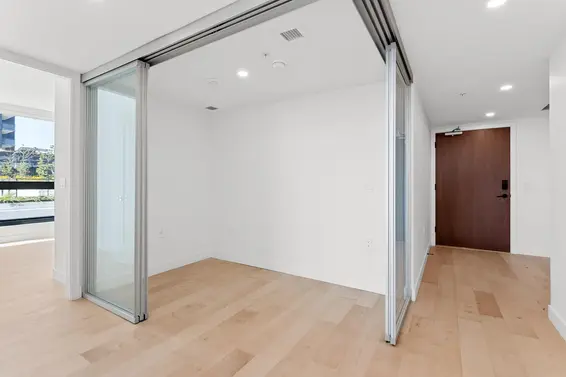 703 135 East 13th Street, North Vancouver For Sale - image 30