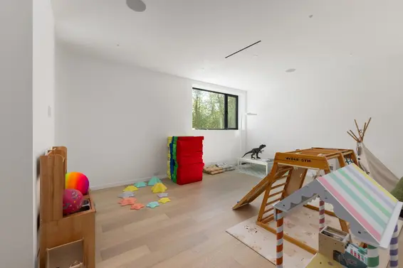 2760 Chelsea Close, West Vancouver For Sale - image 36