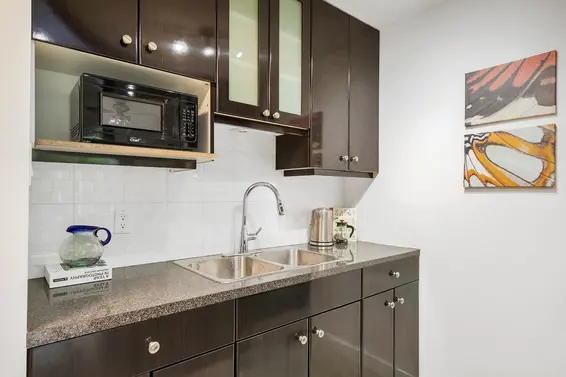 904 2012 Fullerton Avenue, North Vancouver For Sale - image 3