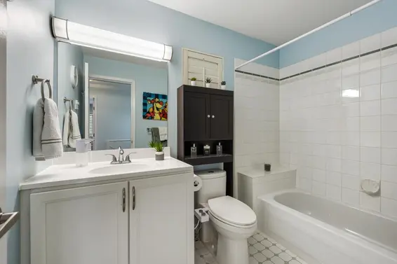 2 828 West 16th Street, North Vancouver For Sale - image 13