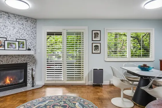 2 828 West 16th Street, North Vancouver For Sale - image 3