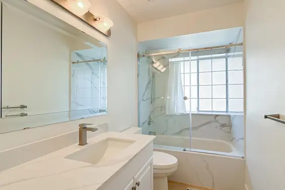 109 216 East 6th Street, North Vancouver For Sale - image 18