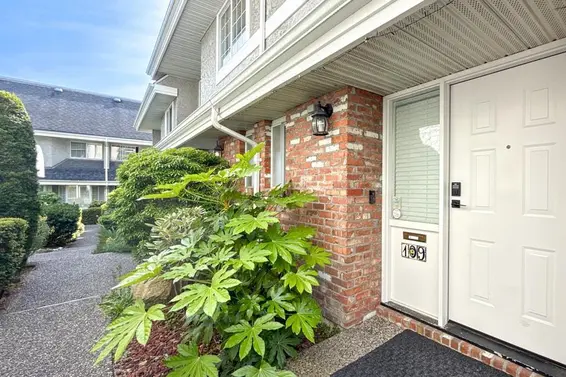 109 216 East 6th Street, North Vancouver For Sale - image 4