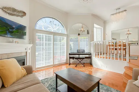 109 216 East 6th Street, North Vancouver For Sale - image 5