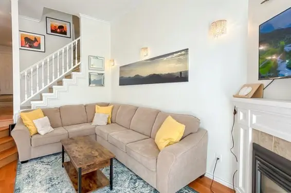 109 216 East 6th Street, North Vancouver For Sale - image 7