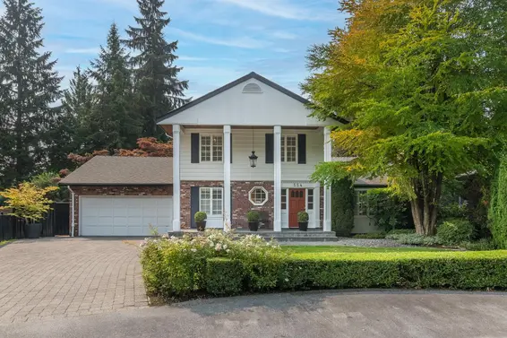 554 Newcroft Place, West Vancouver