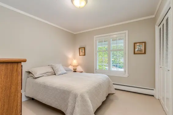 554 Newcroft Place, West Vancouver For Sale - image 18