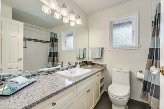 554 Newcroft Place, West Vancouver For Sale - image 21