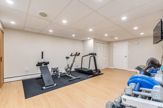 554 Newcroft Place, West Vancouver For Sale - image 25