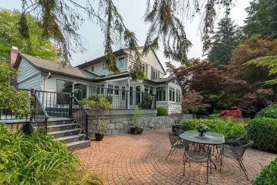 554 Newcroft Place, West Vancouver For Sale - image 34