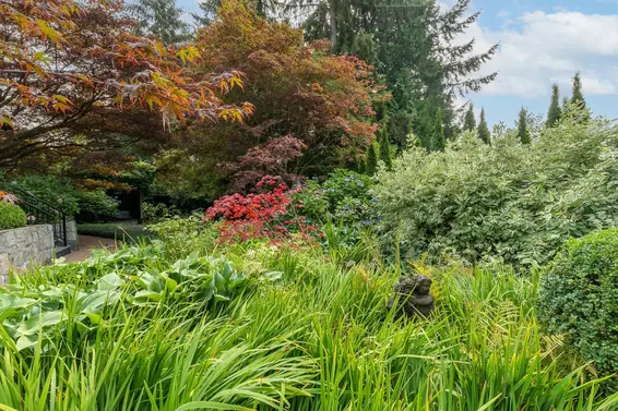 554 Newcroft Place, West Vancouver For Sale - image 35