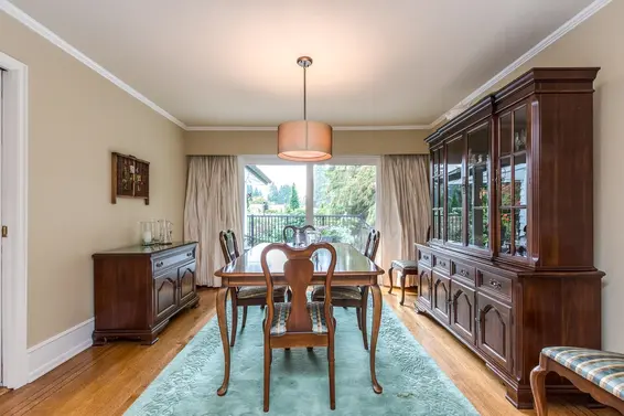 554 Newcroft Place, West Vancouver For Sale - image 4