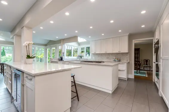 554 Newcroft Place, West Vancouver For Sale - image 7