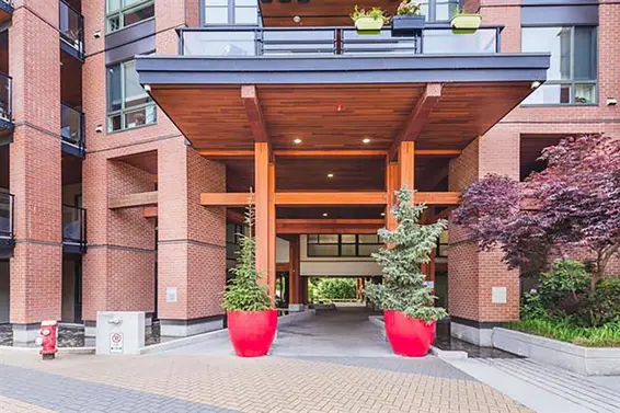 524 723 West 3rd Street, North Vancouver For Sale - image 4