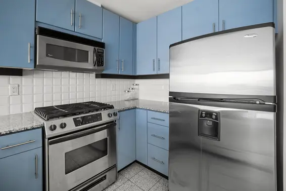 1404 188 East Esplanade, North Vancouver For Sale - image 14