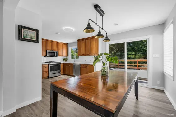1126 Kings Avenue, West Vancouver For Sale - image 10