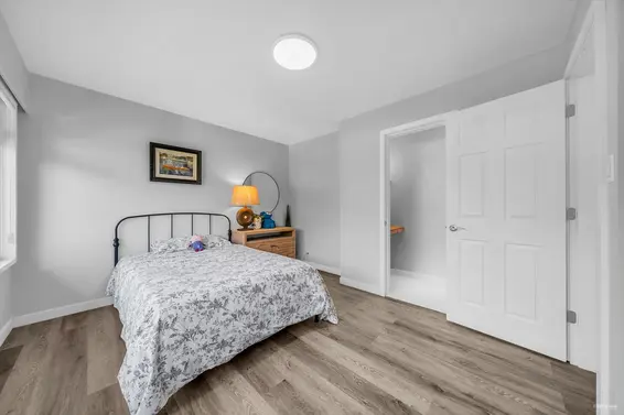 1126 Kings Avenue, West Vancouver For Sale - image 19