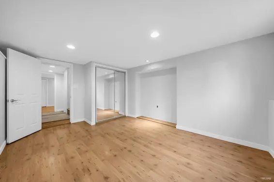 1126 Kings Avenue, West Vancouver For Sale - image 25