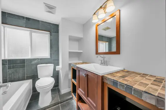 1126 Kings Avenue, West Vancouver For Sale - image 27