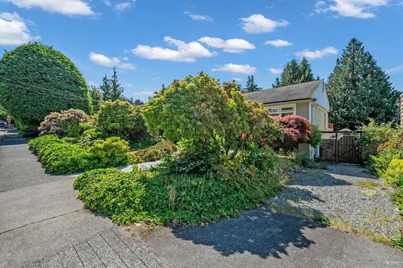 1126 Kings Avenue, West Vancouver For Sale - image 37
