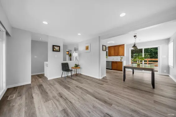 1126 Kings Avenue, West Vancouver For Sale - image 7