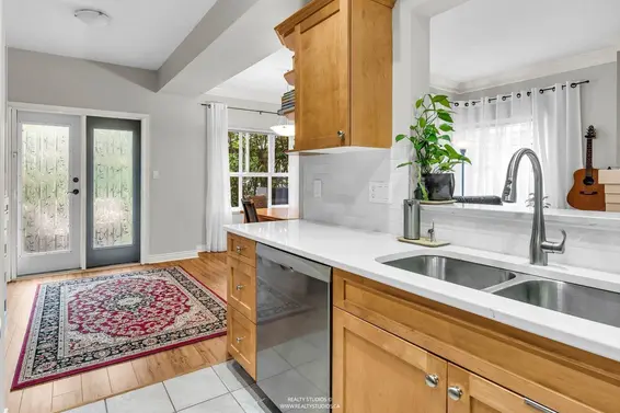 32 2688 Mountain Highway, North Vancouver For Sale - image 10