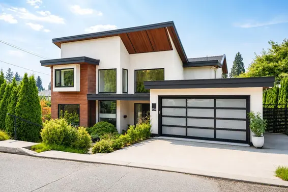 955 Forest Hills Drive, North Vancouver For Sale - image 1