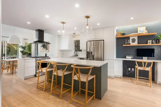 48 1001 Northlands Drive, North Vancouver