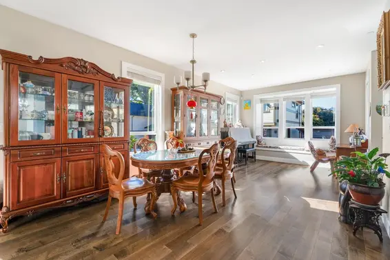 2020 Carson Court, North Vancouver For Sale - image 4