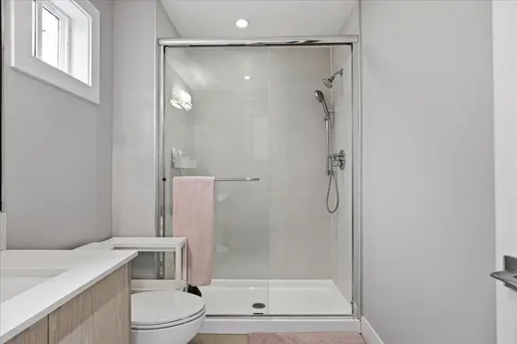 210 West 5th Street, North Vancouver For Sale - image 19