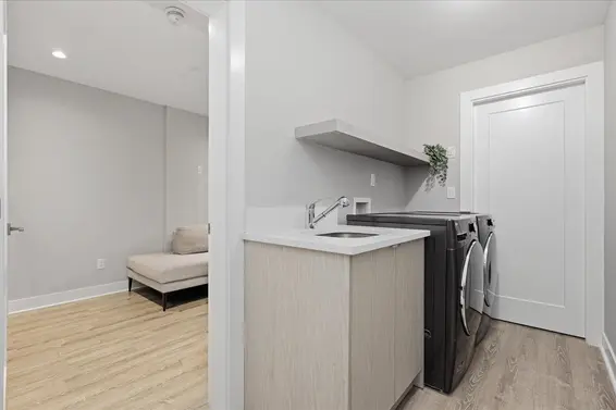 210 West 5th Street, North Vancouver For Sale - image 26