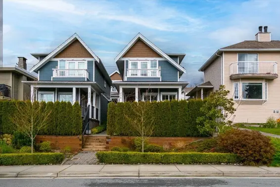 210 West 5th Street, North Vancouver For Sale - image 32