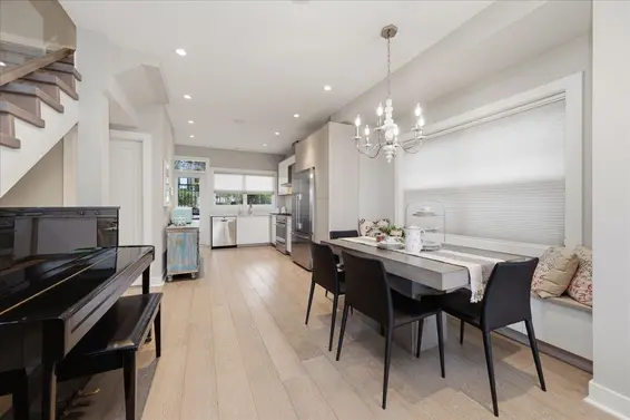 210 West 5th Street, North Vancouver For Sale - image 8