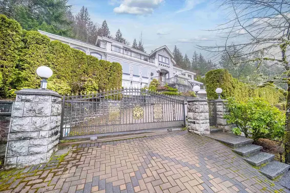 1609 Pinecrest Drive, West Vancouver