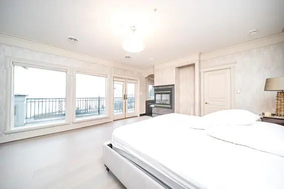 1609 Pinecrest Drive, West Vancouver For Sale - image 25