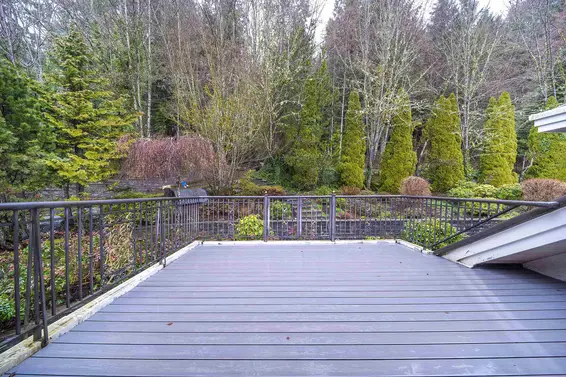1609 Pinecrest Drive, West Vancouver For Sale - image 35