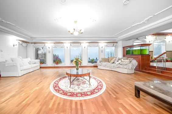 1609 Pinecrest Drive, West Vancouver For Sale - image 9