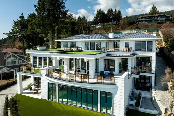 835 Farmleigh Road, West Vancouver