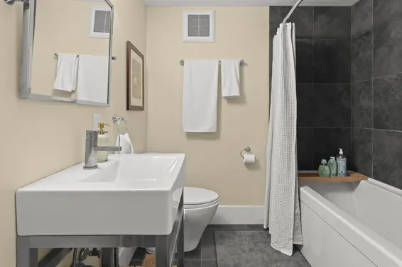 6252 Wellington Avenue, West Vancouver For Sale - image 35