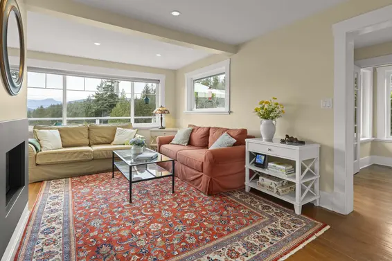 6252 Wellington Avenue, West Vancouver For Sale - image 4