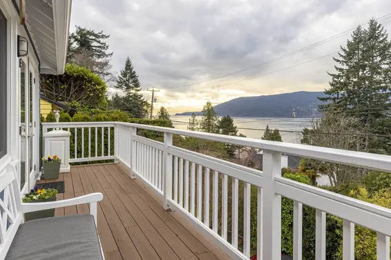 6252 Wellington Avenue, West Vancouver For Sale - image 9