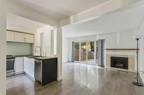 65 1930 Cedar Village Crescent, North Vancouver For Sale - image 3