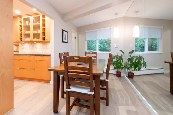 2727 Panorama Drive, North Vancouver For Sale - image 11