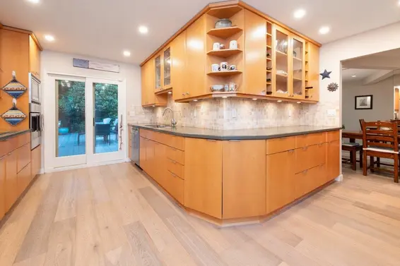 2727 Panorama Drive, North Vancouver For Sale - image 9