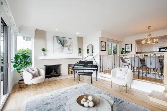 5 2206 Folkestone Way, West Vancouver For Sale - image 3