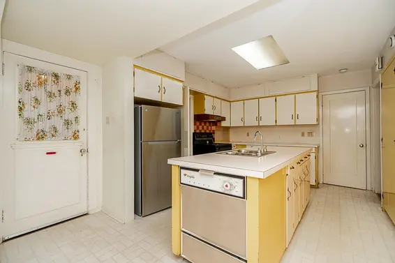 1204 Grand Boulevard, North Vancouver For Sale - image 12