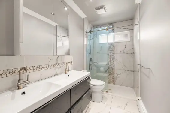 5522 Deerhorn Lane, North Vancouver For Sale - image 20