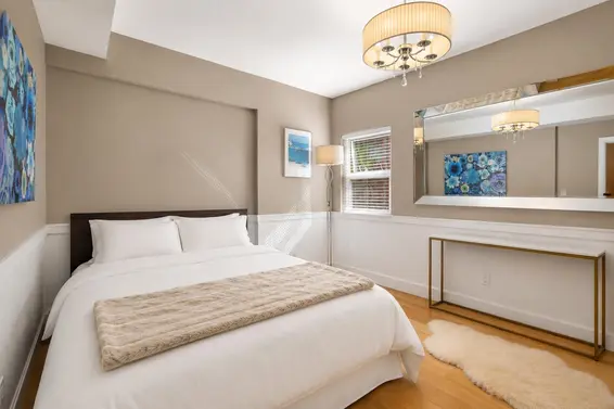 5522 Deerhorn Lane, North Vancouver For Sale - image 30