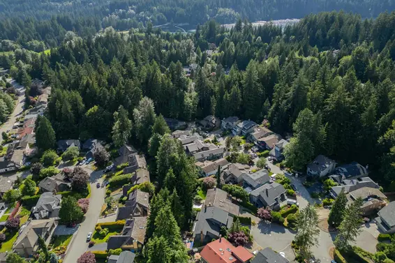 5522 Deerhorn Lane, North Vancouver For Sale - image 36