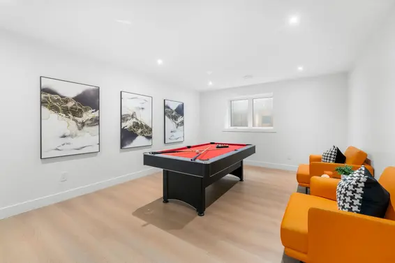 944 Clements Avenue, North Vancouver For Sale - image 39